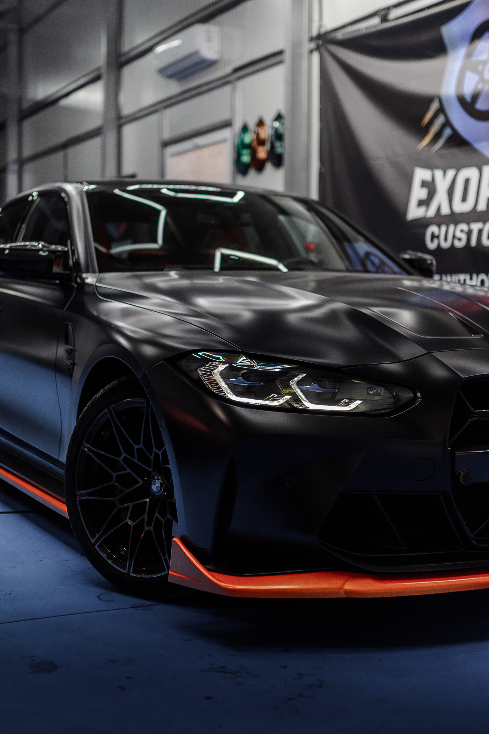 BMW M3 Competition G80 - PPF Lichid • Carbon • Accente portocalii