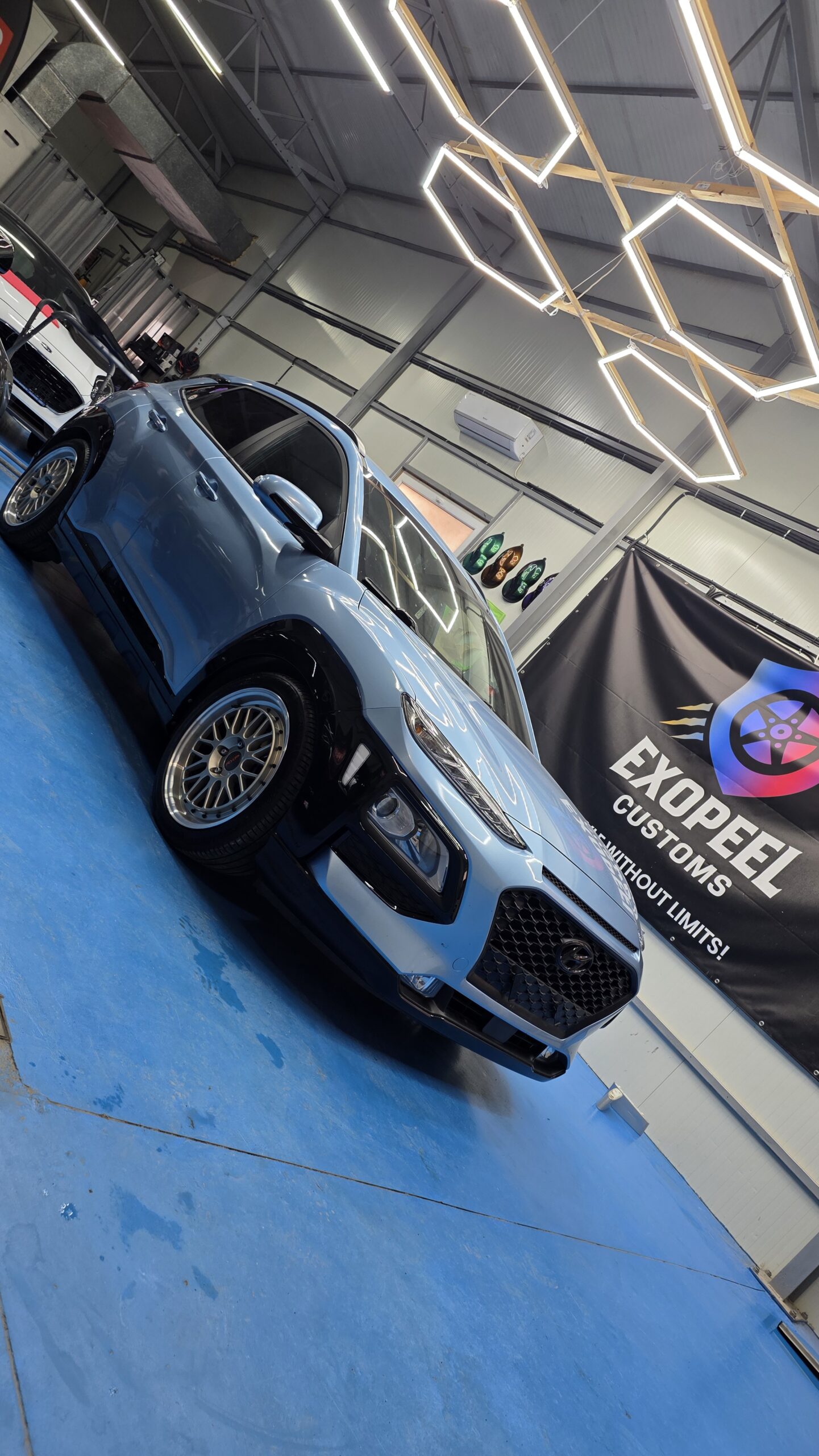 Hyundai KONA - PPF negru lucios • Overfendere & praguri
